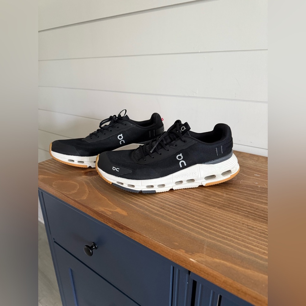 On Women’s Cloudnova Form 2 Shoes